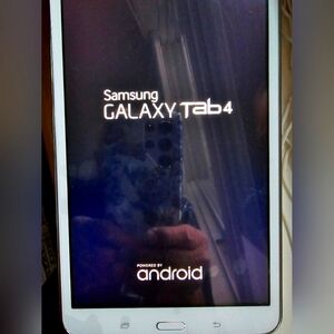 Samsung Galaxy Tab 4 Android Tablet